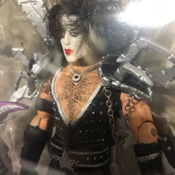 Paul Stanley KISS  Ultra Action Figure W/ Guitar Shooting Star & Album MIB 1997 - Picture 2 of 7